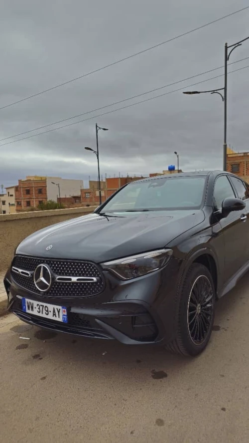 Mercedes Glc moteur essance sport 2024 Amg black édition
