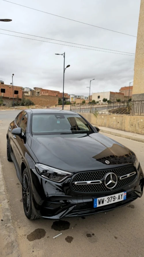 Mercedes Glc moteur essance sport 2024 Amg black édition