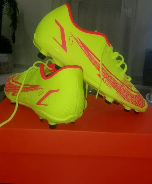 Soulier nike originale 42