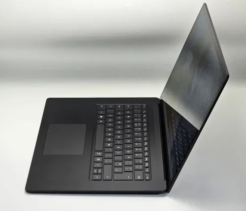 كمبيوتر laptop