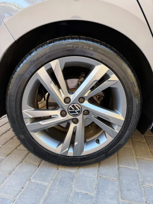 Volkswagen Golf 8 2023 R-Line