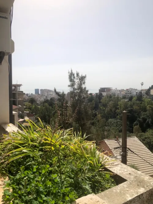 Location Appartement Niveau de villa F4 Alger El mouradia