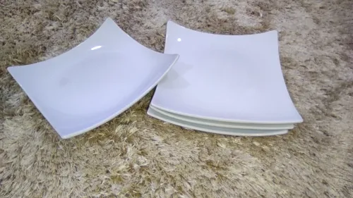 Assiettes blanche 