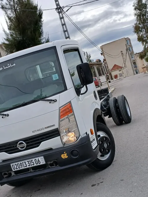 Nissan Cabstar 2015 