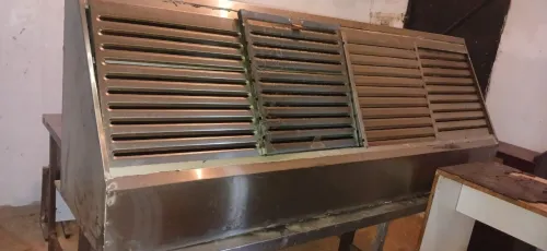 Les étagères+ la haute en inox haja Chaba 