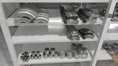 vente tube et raccorderiez en inox .