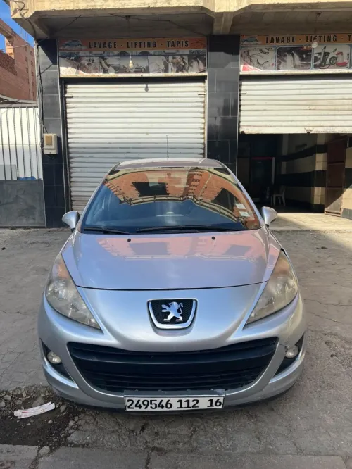 Peugeot 207 2012 