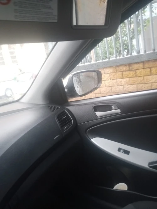 Hyundai Accent RB  4 portes 2013 Accent RB  4 portes