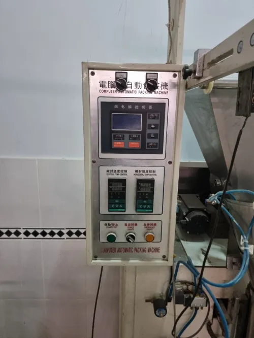Machine de emballage et conditionnement 