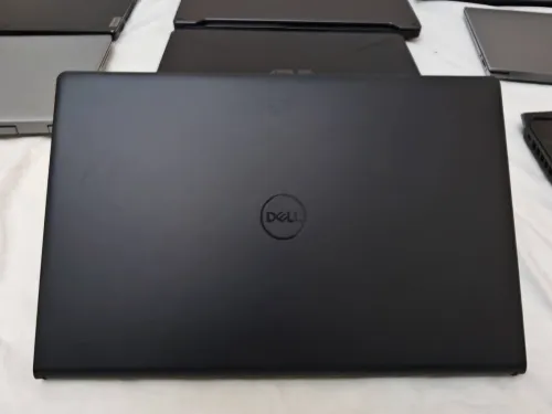 DELL VOSTRO 3520 - i5-1235U - 16 GB / 512 GB NVME - 15.6"