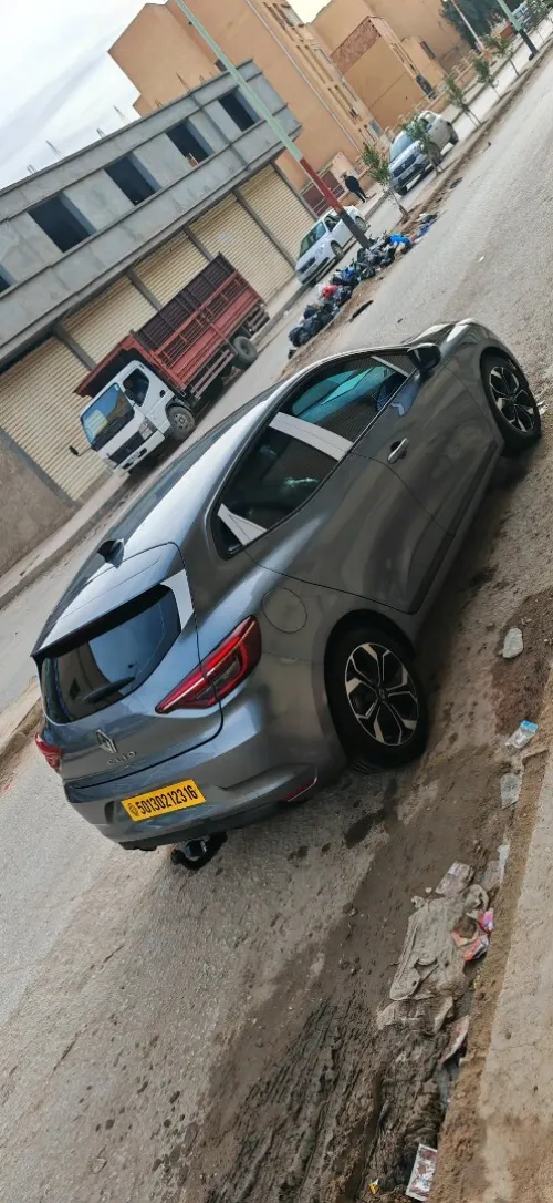Renault Clio 5  2023 