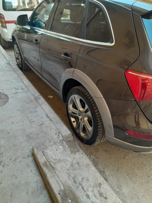 Audi Q5 2011 Off Road