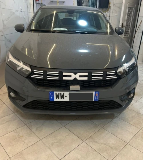 Dacia Logane 2025 Extrême