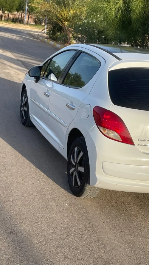 Peugeot 207 plus 2013 207 plus