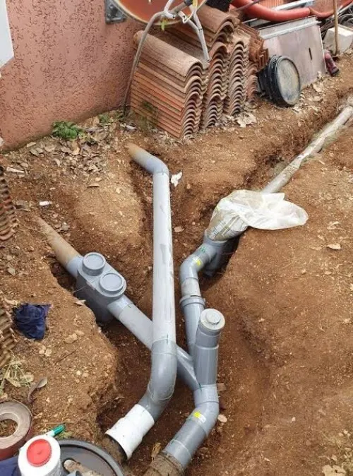 Macon travaux conduite pvc assainissement