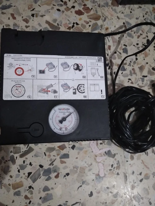 Met en vente un blender et deux robot muxeur