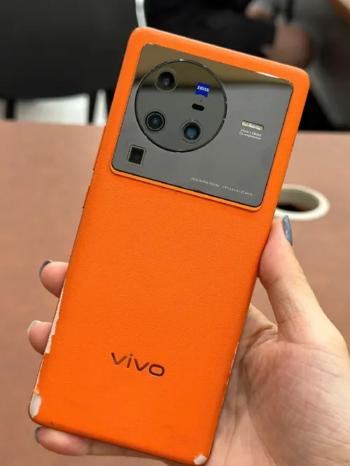 Vivo X80 Pro فيه كوير تاعو تاع بلاع شوية مجلف