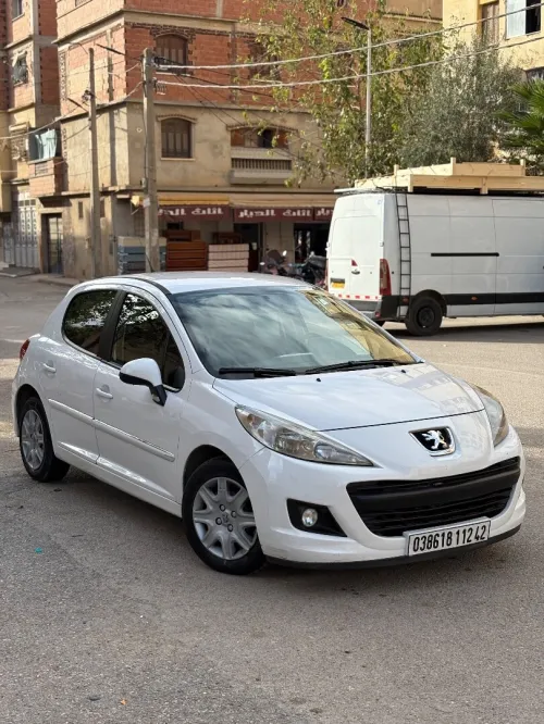 Peugeot 207 2012 207