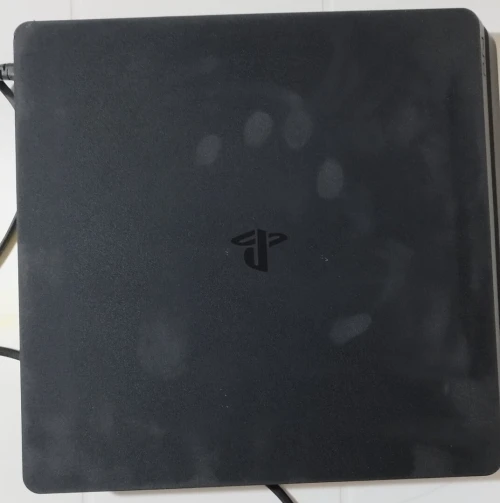 PS4 Slim