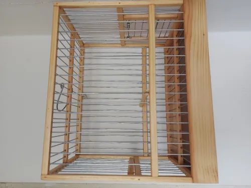 Cage en bois 