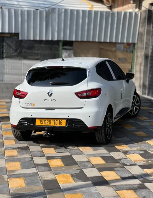 Renault Clio 4 2015 Limited 2