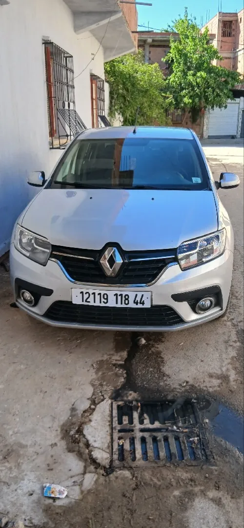 Renault Symbol 2018 MILADI (Exception)