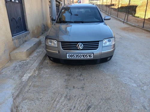 Volkswagen Passat 2005 Carrat