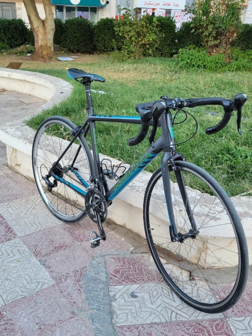دراجة نارية kona esatto