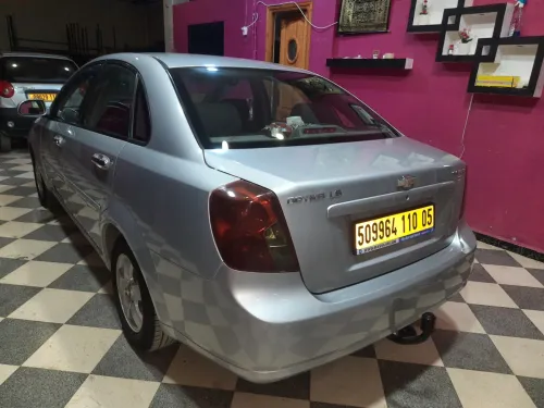 Chevrolet Optra 5 portes 2010 Optra 5 portes