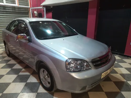 Chevrolet Optra 5 portes 2010 Optra 5 portes