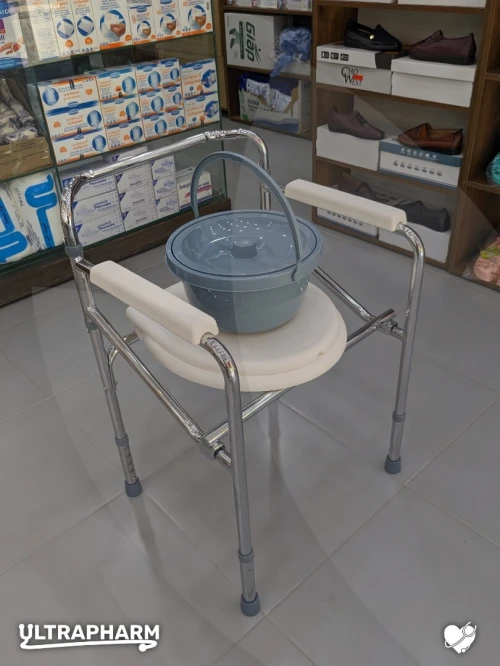 Vente Gros et Détail de Matériel Médical et d'Orthopédie : Tout type de fauteuil roulant, canne, couches adulte, bequille et chaise percée garde-robe (Yuwell, Kaiyang)