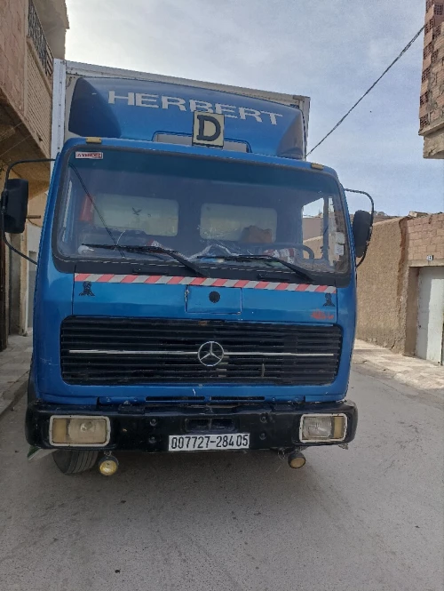 مرسيدس مرسيدس 1013 1984