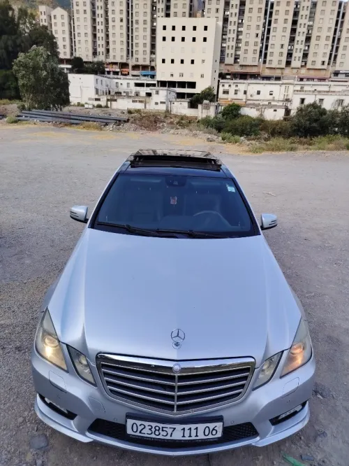 Mercedes Classe E 2011 AVANTGARDE Pack AMG
