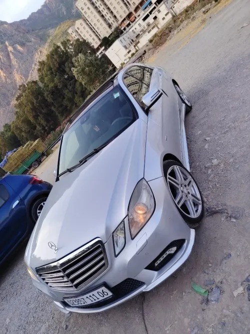 Mercedes Classe E 2011 AVANTGARDE Pack AMG