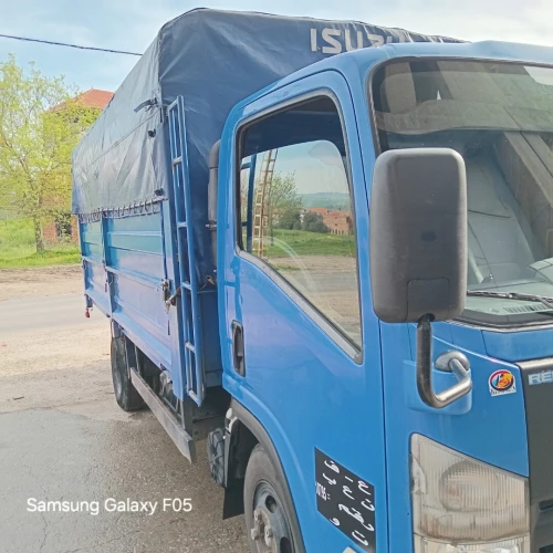 isuzu NPR71 ANSEJ Isuzu 2014