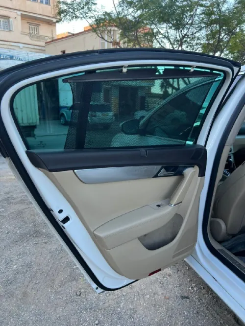 Volkswagen Passat 2011 Carrat plus