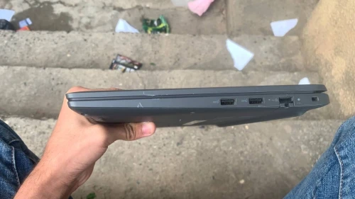 Dell Latitude 3440 i7-1355U 13th Gen 32GB RAM 512GB SSD État Excellent