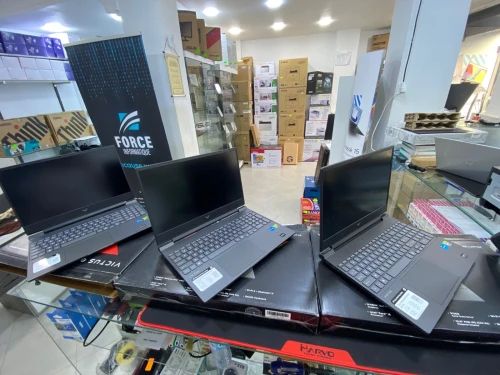 LAPTOP HP VICTUS GAMING I5 13420H SSD 512GO 16GB RAM Ecran FHD IPS 144Hz RTX 4050 6G