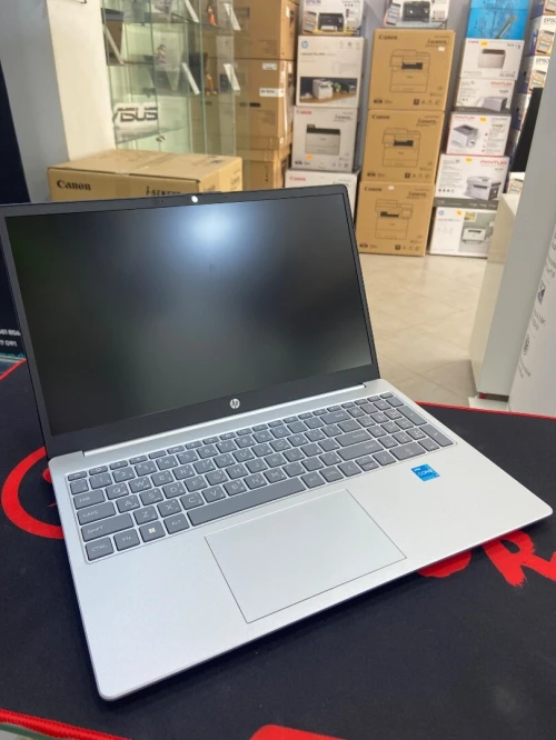 LAPTOP HP 15-FD0021NX CPU i3-1315U DDR4 4GO SSD NVME 256GO ECRAN 15.6 m