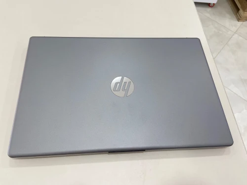 LAPTOP HP 250 G10 - 17 1355U 8GO SSD 512GO NVME -15.6 FHD