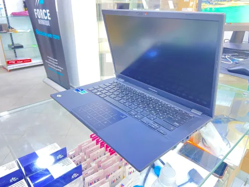 LAPTOP ASUS B1402CVA NK1060 I7 1355U 16GO SSD 512 GB 140 FHD avec sacoche et souris 