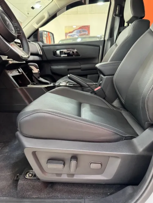 Mitsubishi L200 2025 Full options