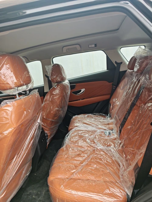 Jetour  X70 PLUS 2025 Luxury Edition 7 places 