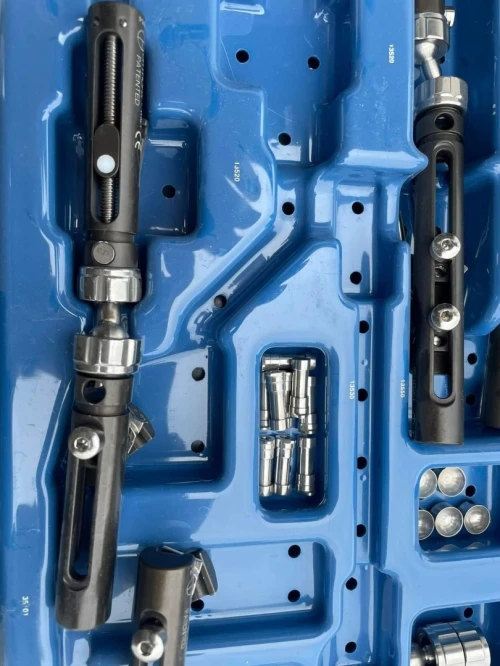 FIXATEUR EXTERNE