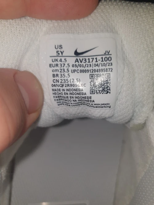 Nike Baskets (37.5) Court Borough Low (GS)
