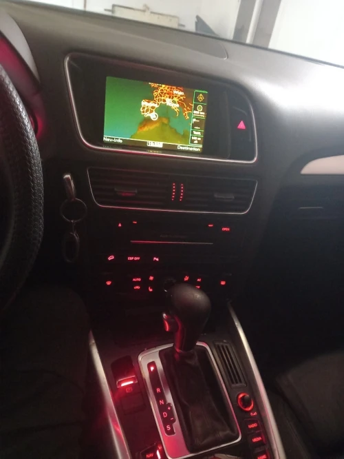 Audi Q5 2010 S Line Pack Tech