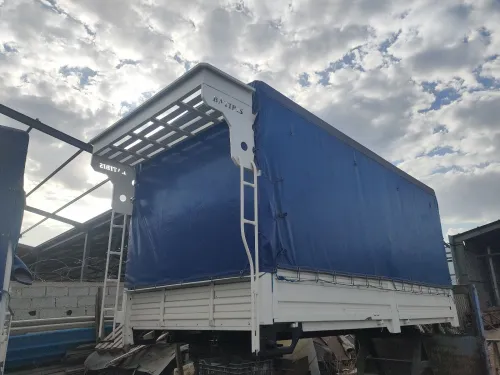Riddell avec bâche neuf jamais utilisé pour camion Jac 1040s