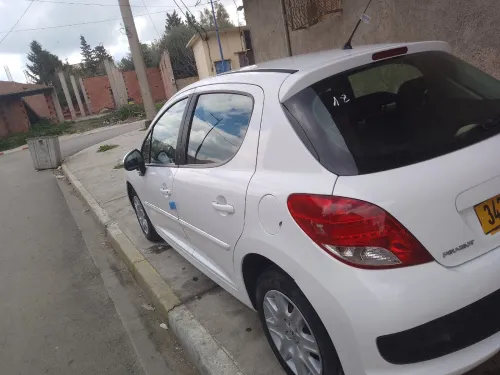 Peugeot 207 2012 207