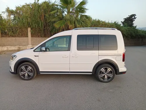 Volkswagen Caddy 2017 Alltrak