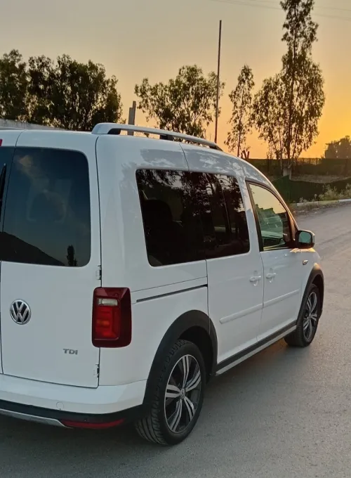 Volkswagen Caddy 2017 Alltrak